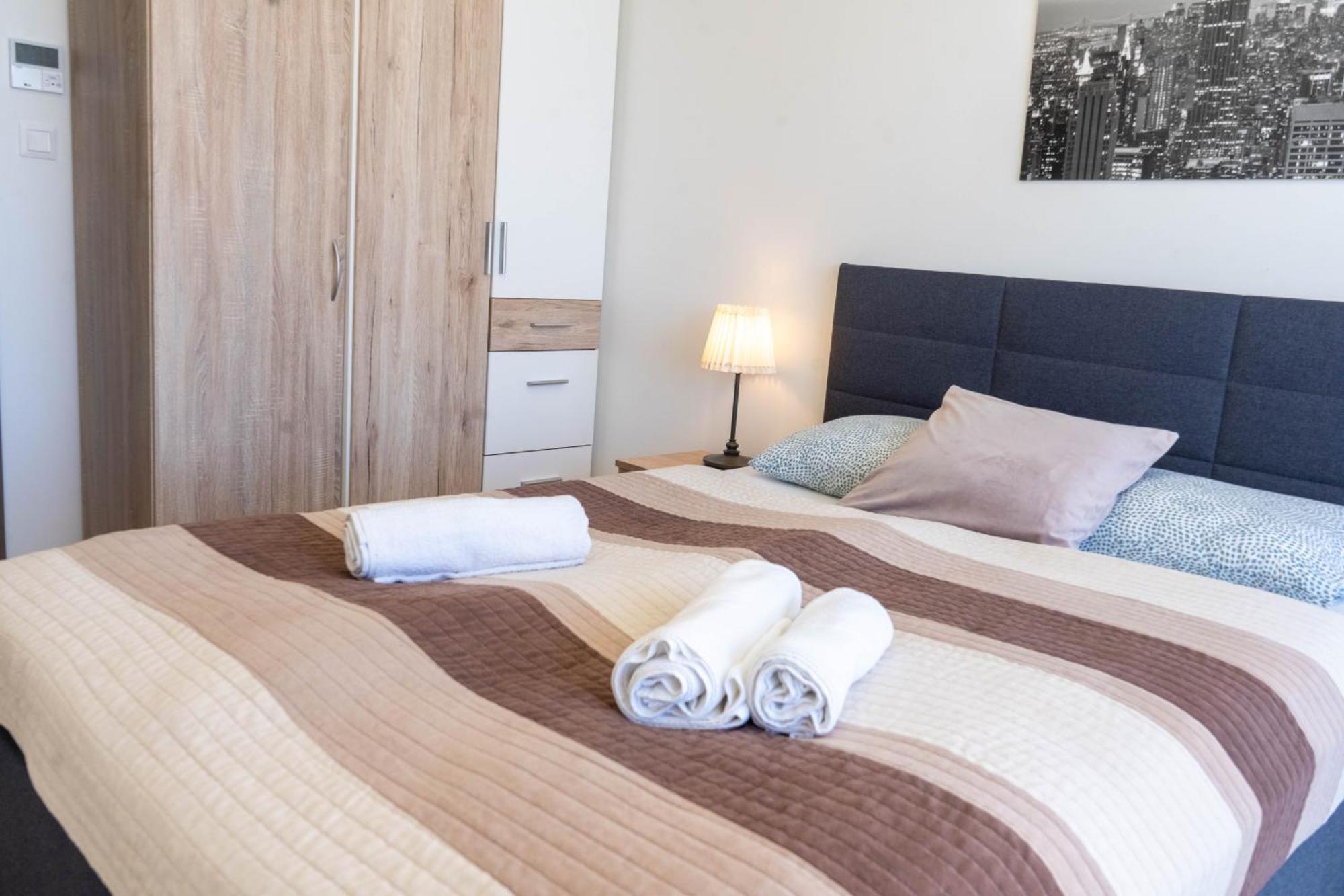 Seaforth Apartment Шиофок Экстерьер фото